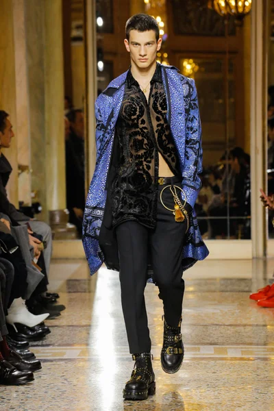 Look 51